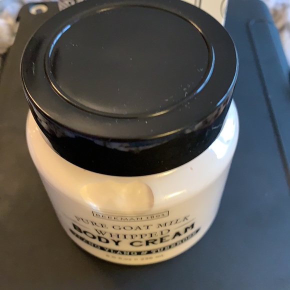 Beekman Pure Goat Milk whipped Body Creme Ylang Ylang and Tuberose 8oz - Picture 2 of 2
